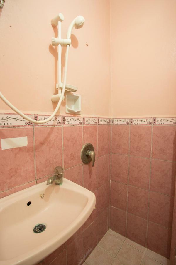 Gv Hotel - Masbate Masbate City Zewnętrze zdjęcie